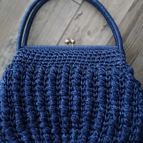 Vintage Caron Original of Houston, Texas Navy Blue Straw like Crochet like Purse - Picture 1 of 5